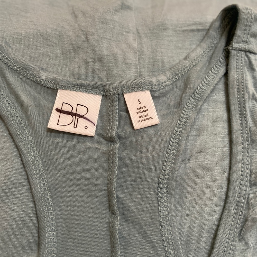 3/$15 ☘️ NWOT BP Flowy Hi-Low Tank Top - Picture 3 of 4